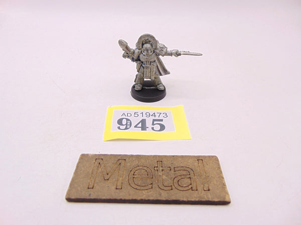 Ultramarines Captain