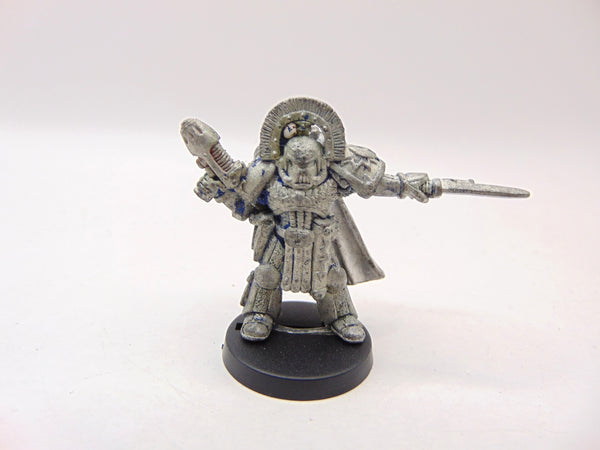 Ultramarines Captain