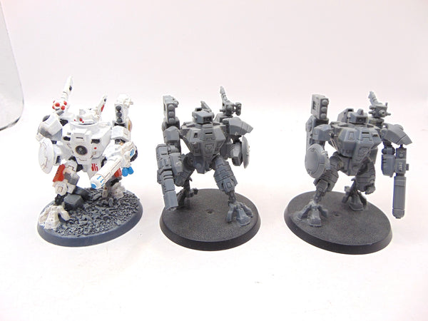 Crisis Battlesuits