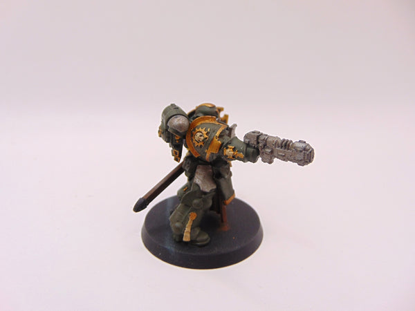 Primaris Lieutenant with Storm Shield