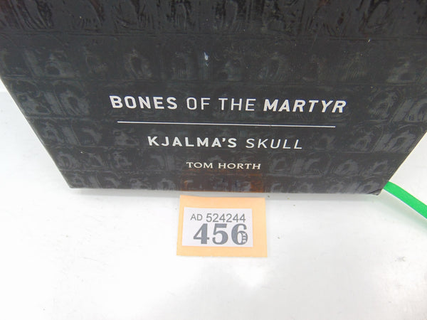 Warhammer 40,000 Imperium Novels Bones Of The Martyr / Kjalma's Skull - Tom Horth