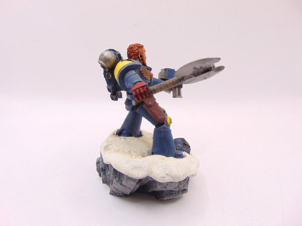 Collector's Series Space Wolf Marine (FWC004)
