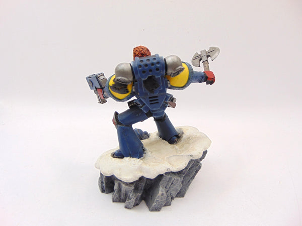 Collector's Series Space Wolf Marine (FWC004)