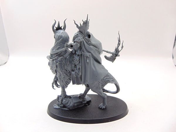 Lord Vigilant on Gryph-Stalker