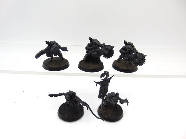 Acolyte Hybrids