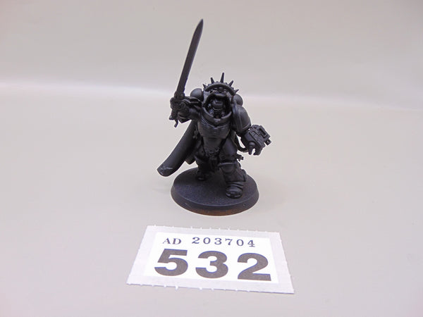 Primaris Captain in Gravis Armour