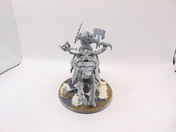 Maw-grunta Gouger