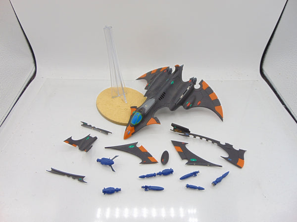 Crimson Hunter / Hemlock Wraithfighter