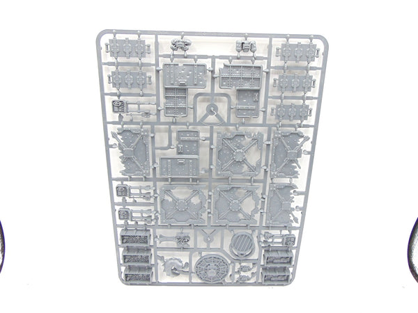 Zone Mortalis Barricades Crates and Objectives Sprue