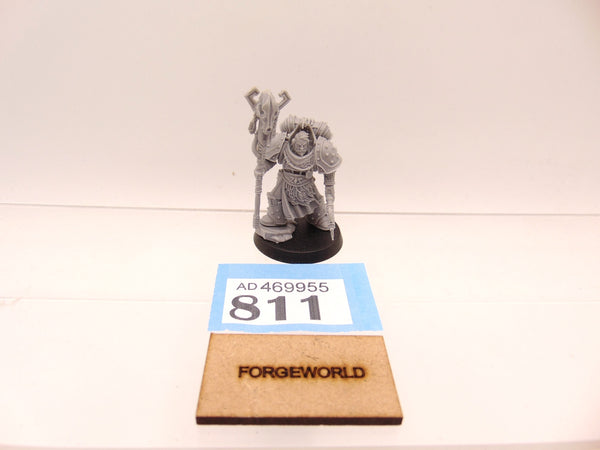 Caster of Runes Consul