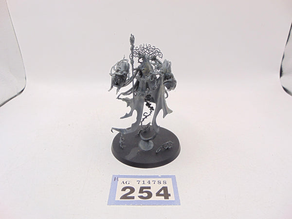 Lady Olynder, Mortarch of Grief