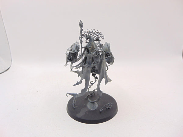 Lady Olynder, Mortarch of Grief