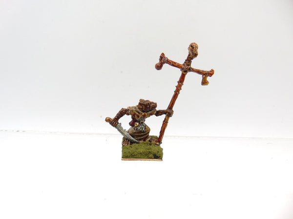 Skaven Standard Bearer