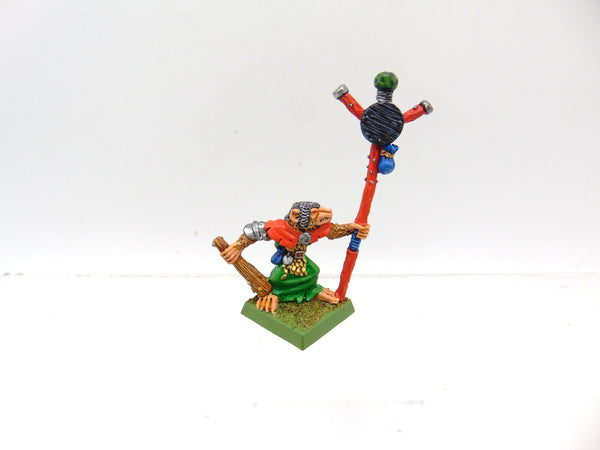 Skaven Standard Bearer