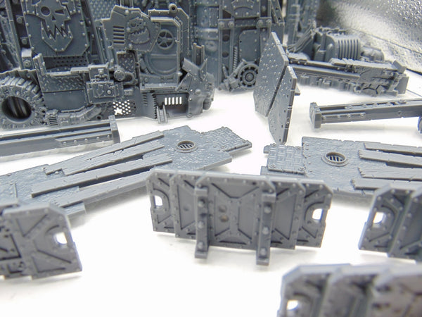 Kill Team Octarius Terrain Scenery with Scrap piles and barricades