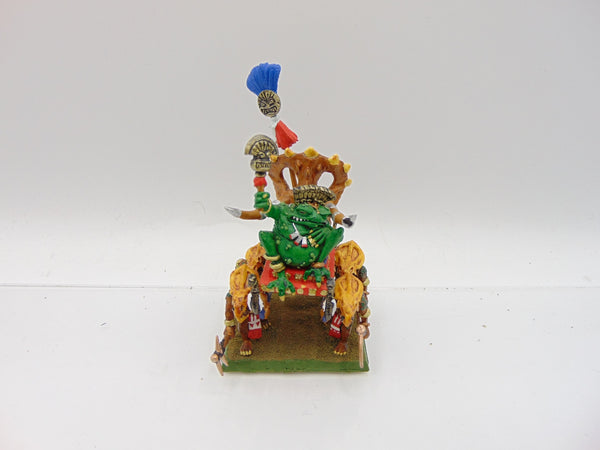 Slann Mage Priest on Palanquin