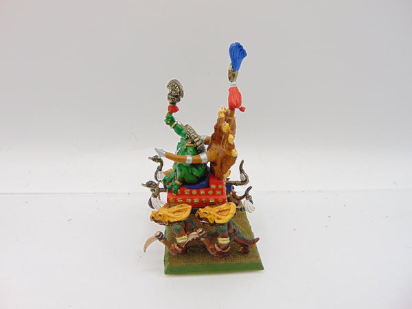 Slann Mage Priest on Palanquin