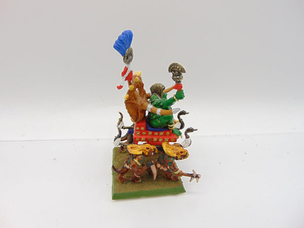 Slann Mage Priest on Palanquin