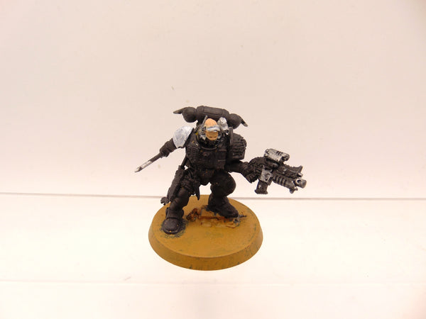 Primaris Lieutenant in Phobos Armour