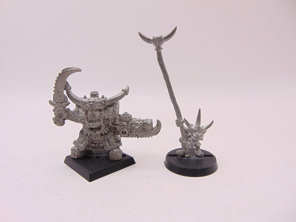 Ghazghkull Thraka & Makari