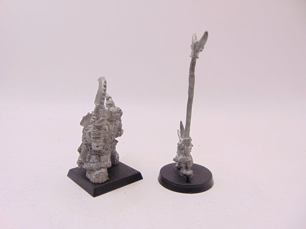 Ghazghkull Thraka & Makari