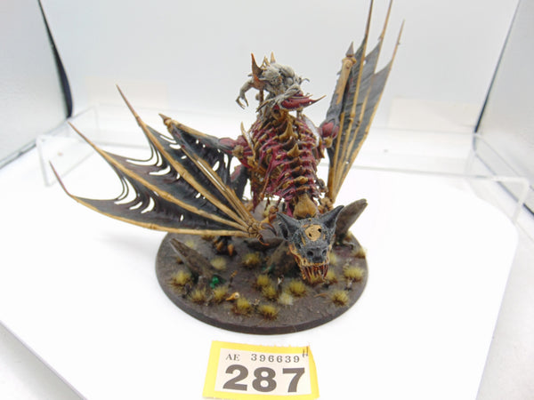 Abhorrant Archregent on Terrorgheist