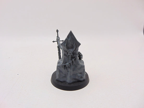 Abhorrant Ghoul King with Crown of Delusion
