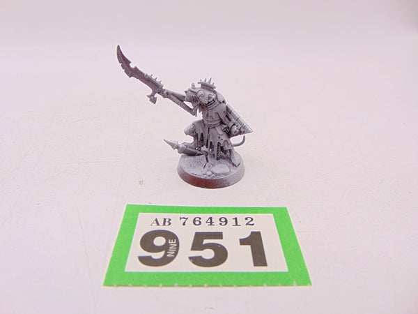 Getting Started with Age of Sigmar Clanrat Leader