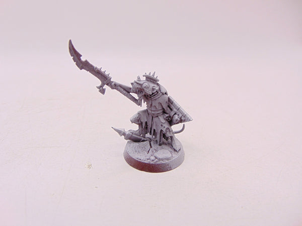 Getting Started with Age of Sigmar Clanrat Leader