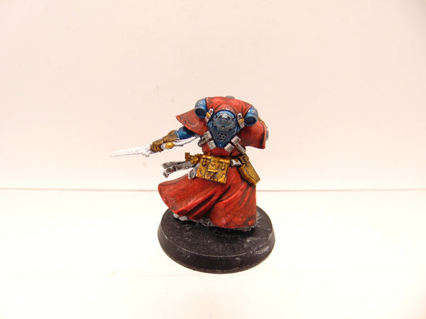Primaris Librarian in Phobos Armour