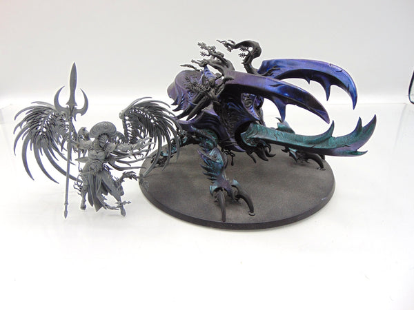 Alarielle the Everqueen