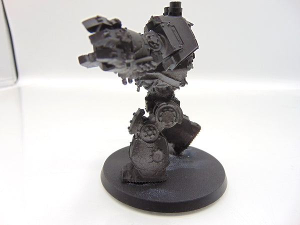 Iron Hands Contemptor Dreadnought