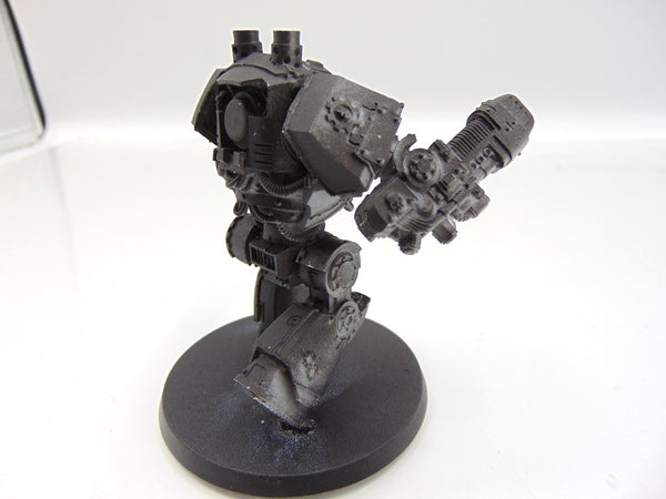 Iron Hands Contemptor Dreadnought