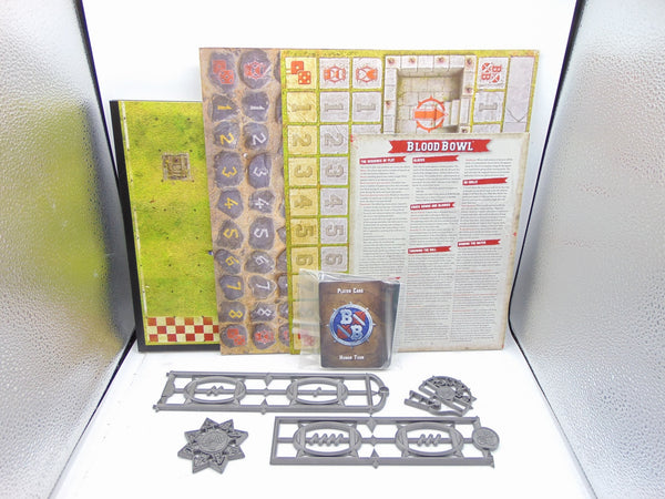 Blood Bowl  Pitch Dugouts and Templates