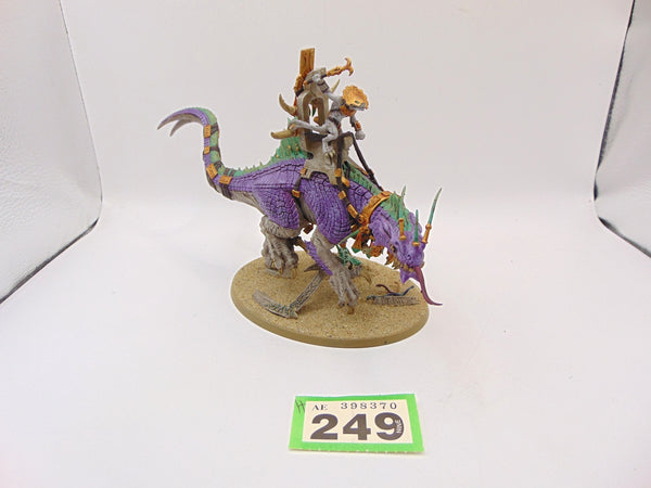 Skink Oracle on Troglodon