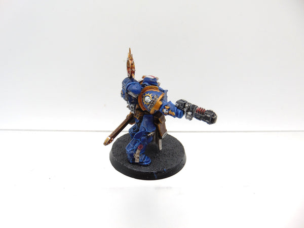 Primaris Lieutenant with Storm Shield