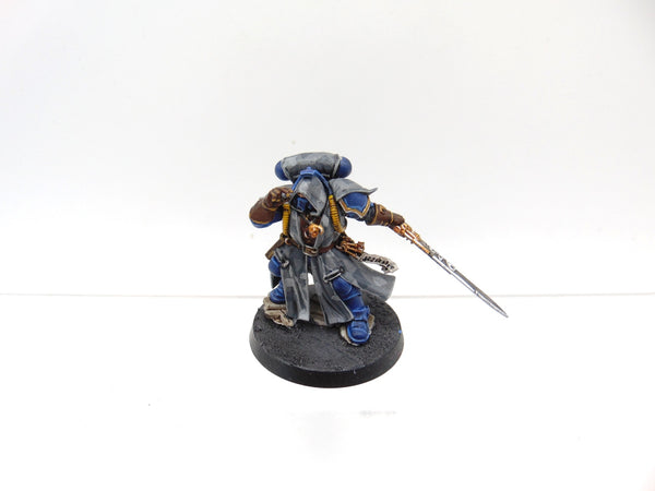 Primaris Librarian in Phobos Armour