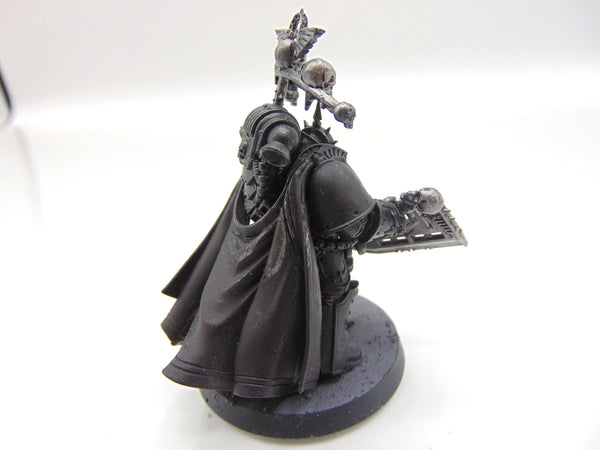 Legion Praetor with Power Axe