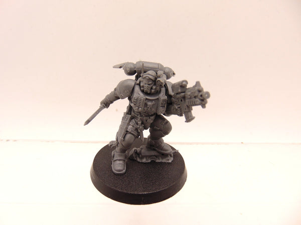 Primaris Lieutenant in Phobos Armour