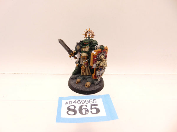 Primaris Captain with Relic Shield