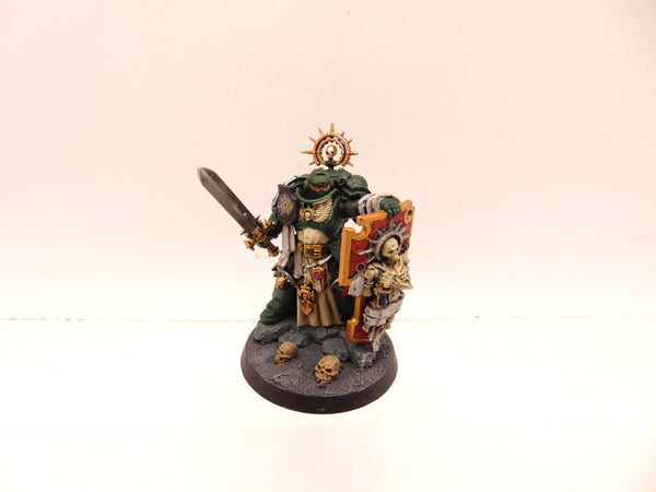 Primaris Captain with Relic Shield
