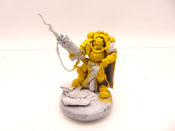 Primaris Captain in Gravis Armour