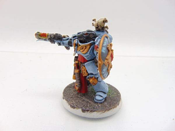 Primaris Lieutenant with Storm Shield