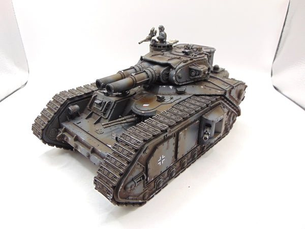 Macharius Heavy Tank