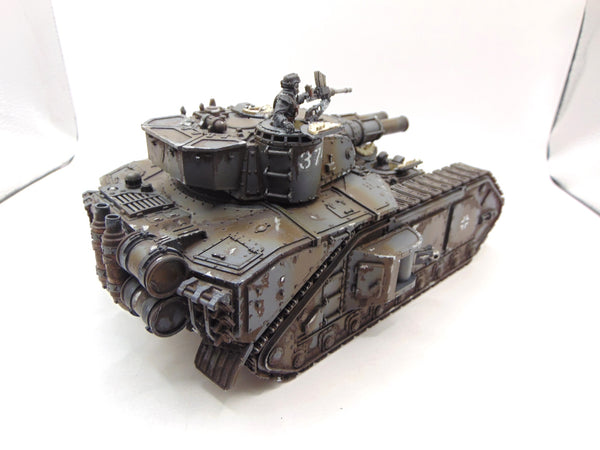Macharius Heavy Tank