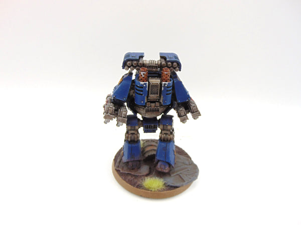 Crimson Fists Contemptor Dreadnought