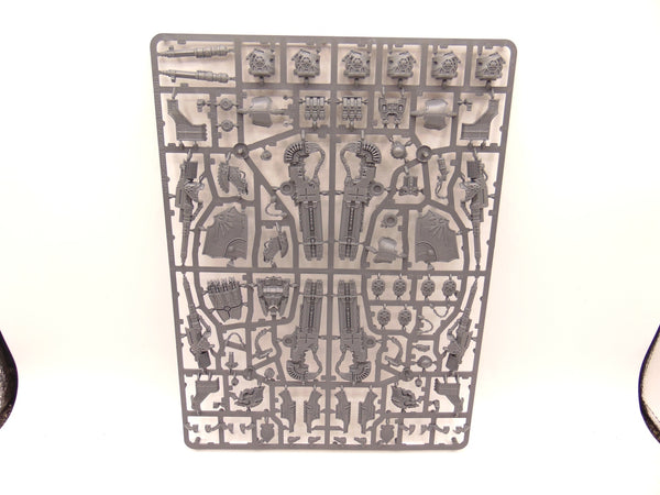 Warlord Titan Weapons: Plasma Annihilators, Laser Blasters & Power Claw