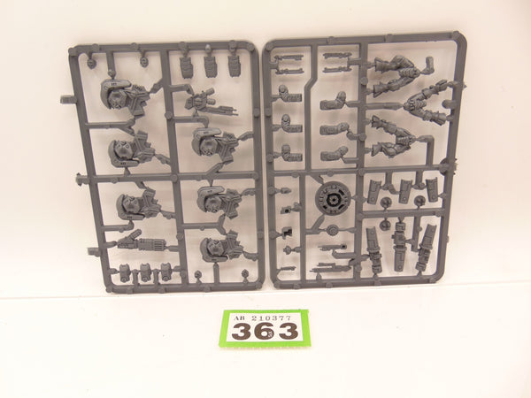 XV 25 Stealth Battlesuits
