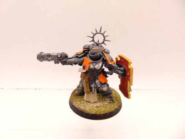 Primaris Lieutenant with Storm Shield