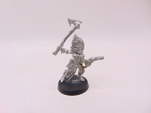 Howling Banshees Exarch